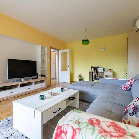 Apartman Maraska Park *