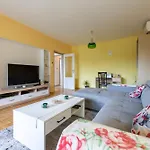 Apartman Maraska Park *